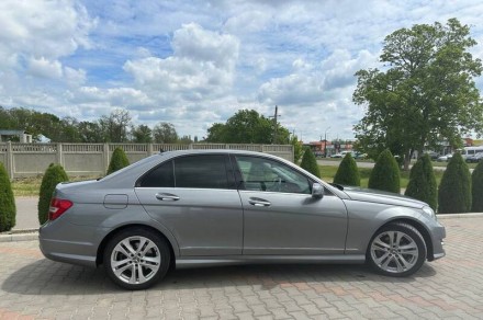 Mercedes-Benz C220