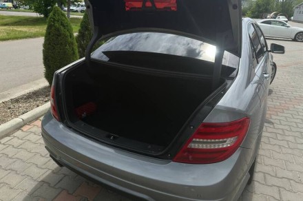 Mercedes-Benz C220