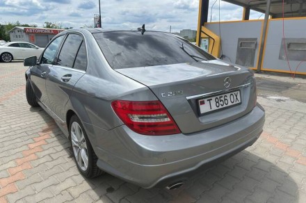 Mercedes-Benz C220