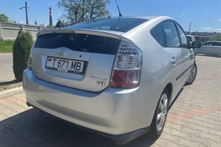 Toyota Prius 20