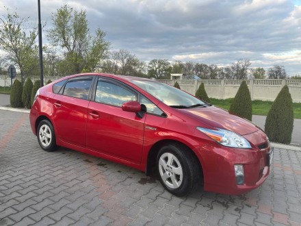 Toyota Prius 30