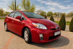 Toyota Prius 30
